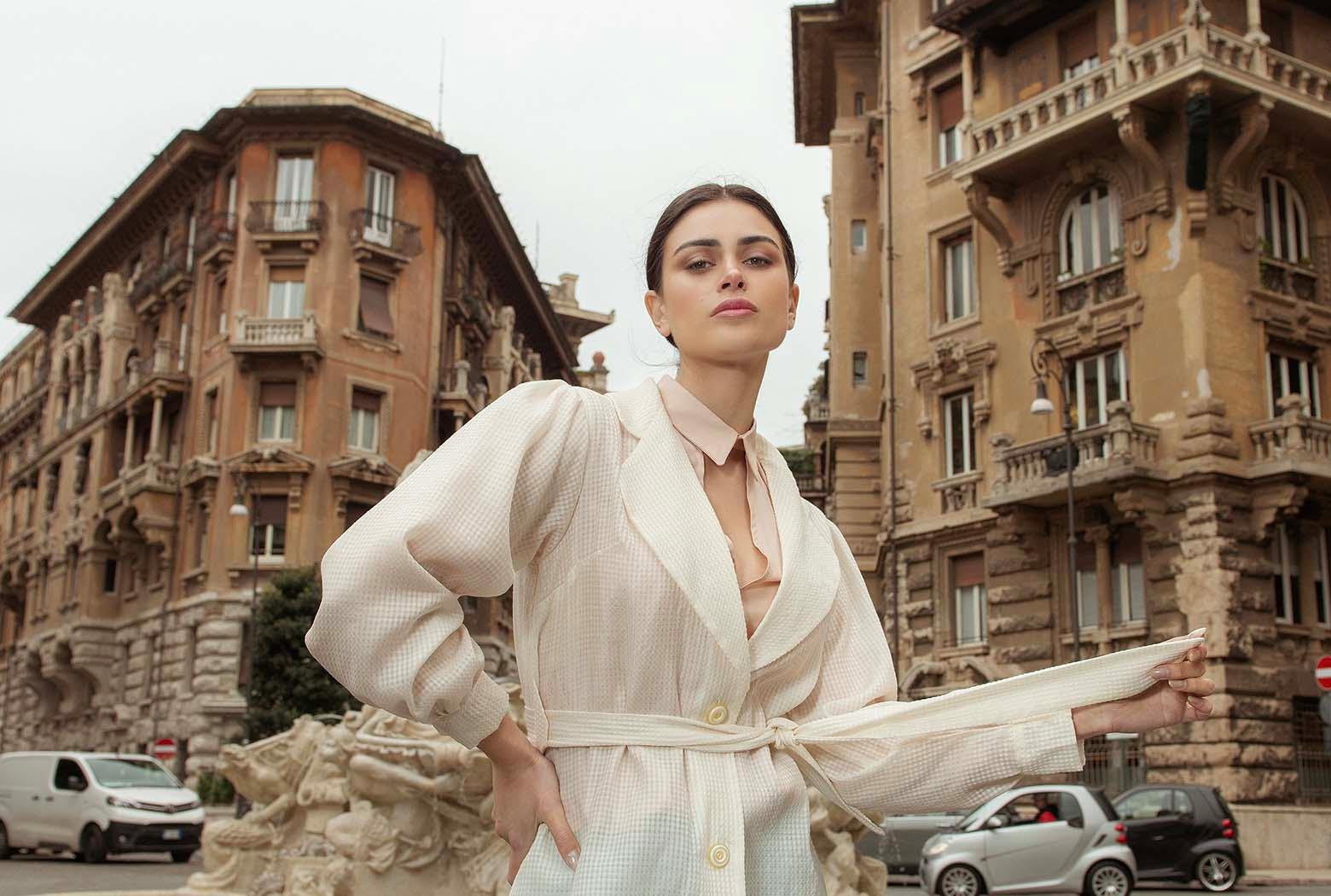 Spolverino Lana Seta velato Camicia Valentina modal Pantalone Francesca cupro collezione primavera estate Atelier Moda Biologica Sostenibile Artigianale Malia Lab abbigliamento biologico naturale sostenibile moda artigianale sartoria