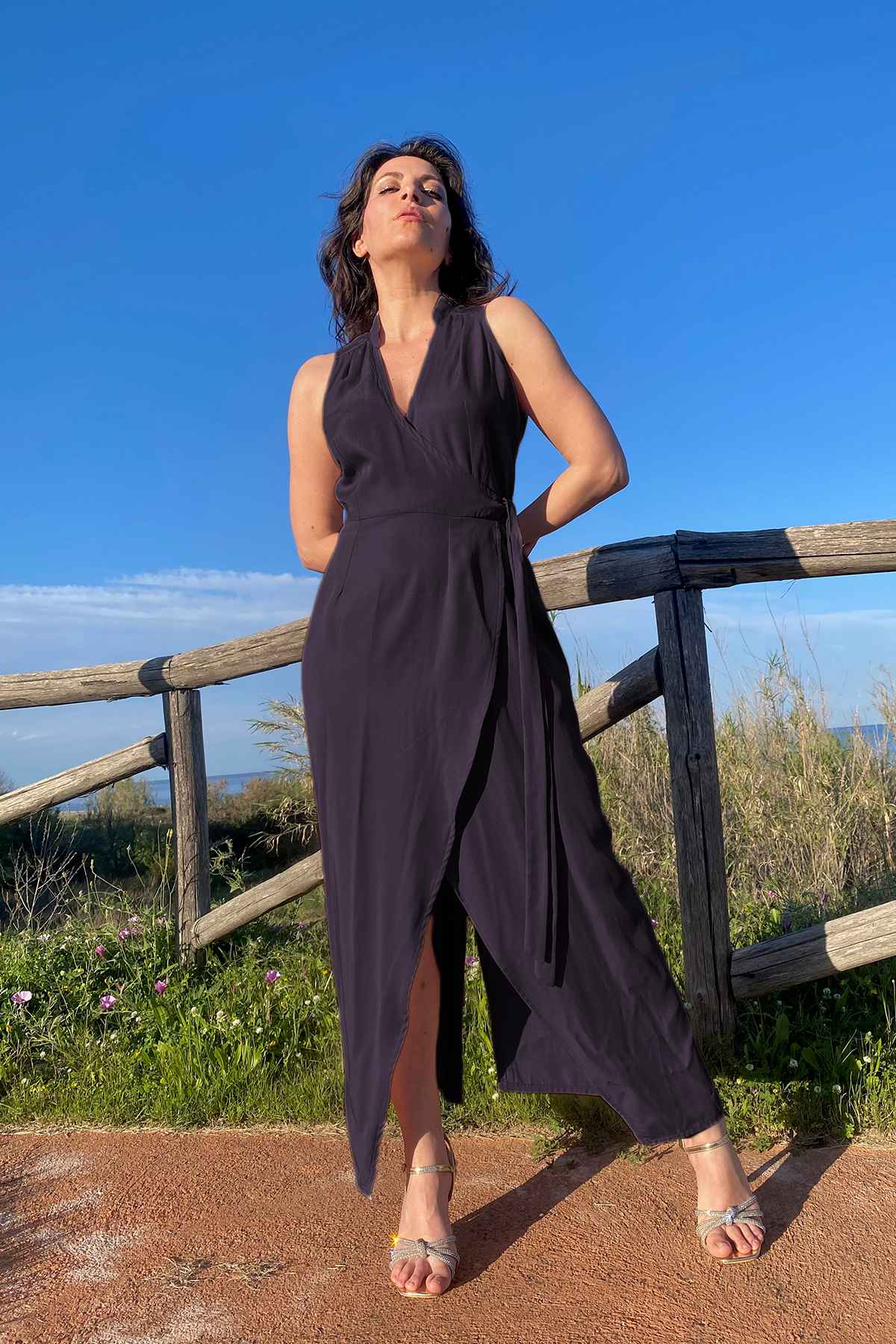 Abito Beatriz tencel lyocell brand malia lab abbigliamento sartoriale sostenibile blu notte
