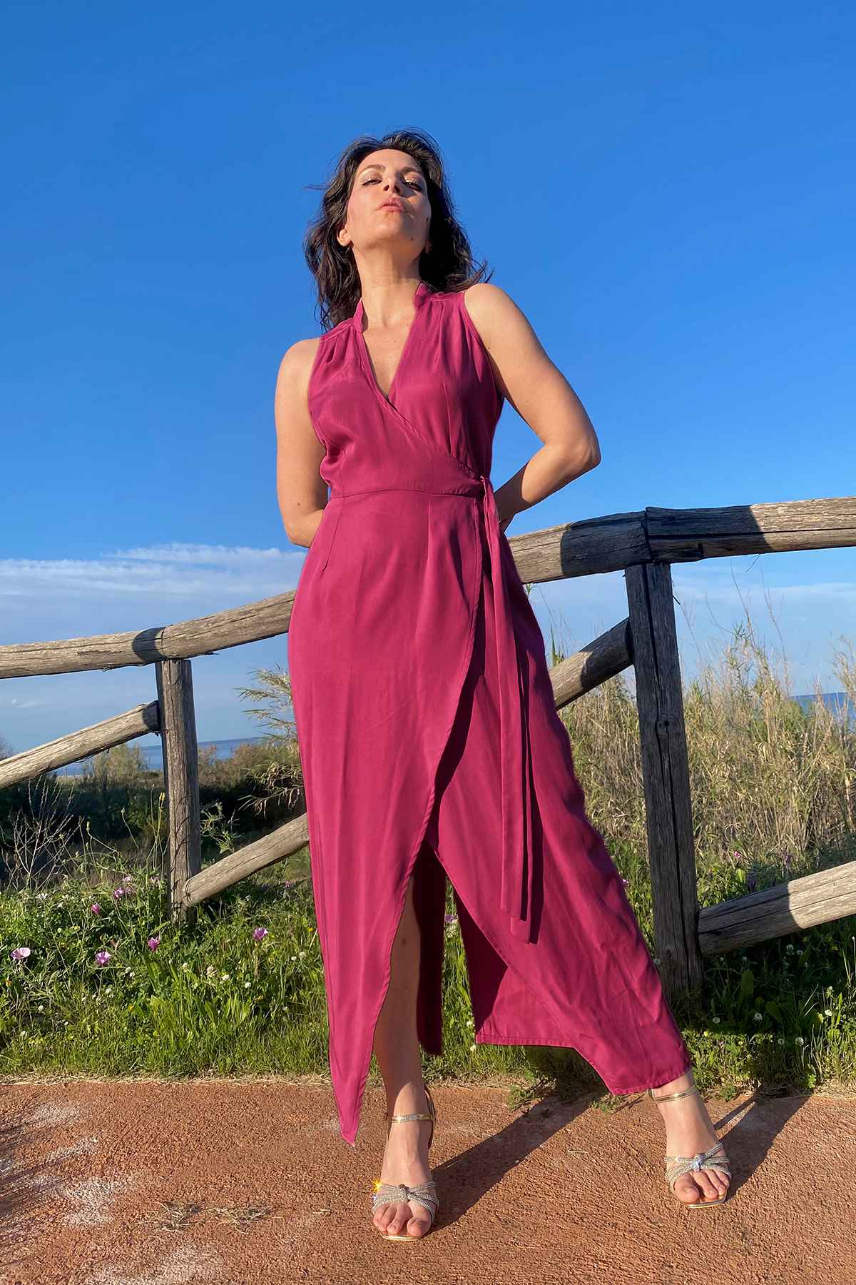 Abito Beatriz tencel lyocell brand malia lab abbigliamento sartoriale sostenibile borgogna