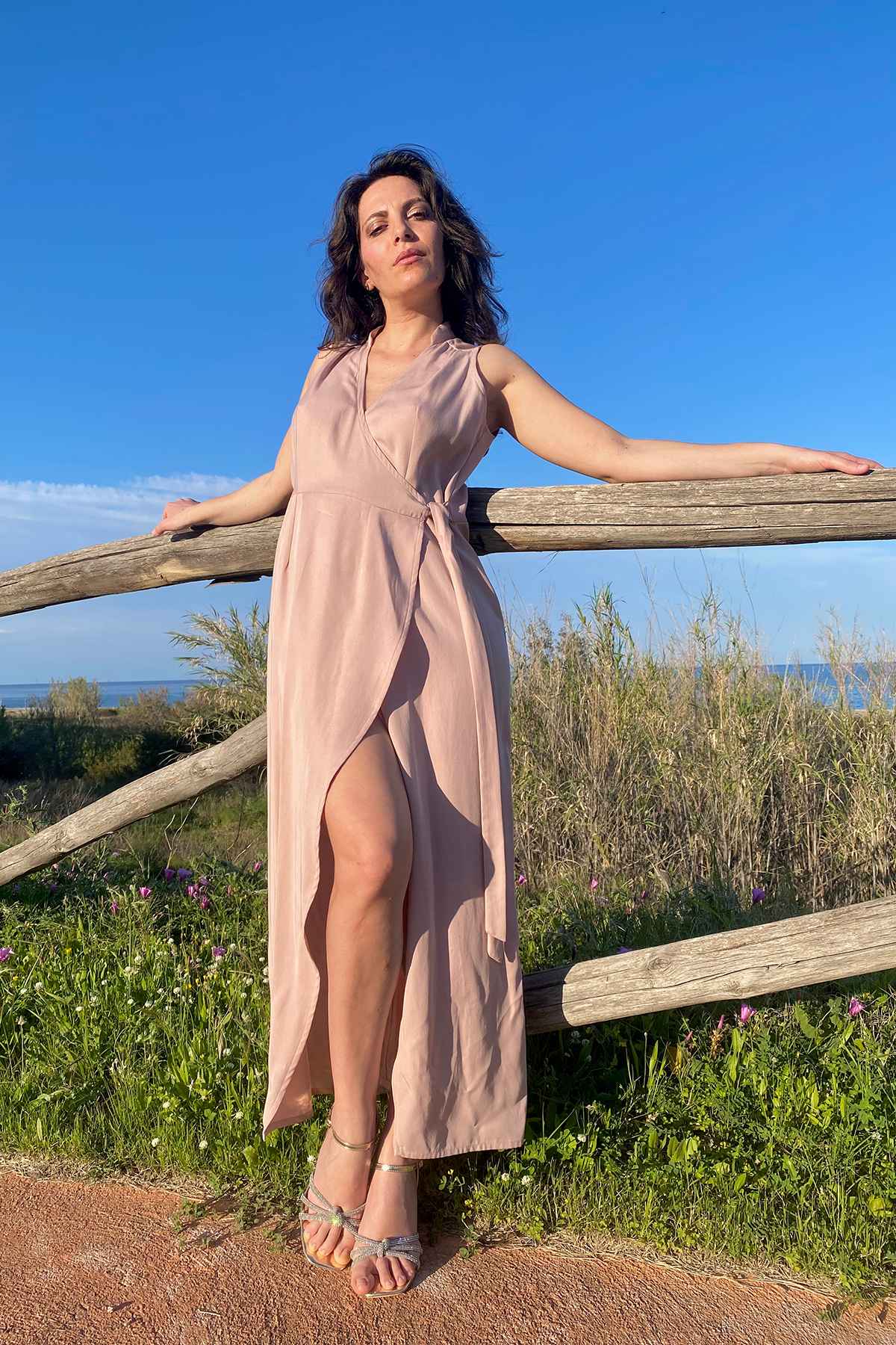 Abito Beatriz tencel lyocell brand malia lab abbigliamento sartoriale sostenibile davanti
