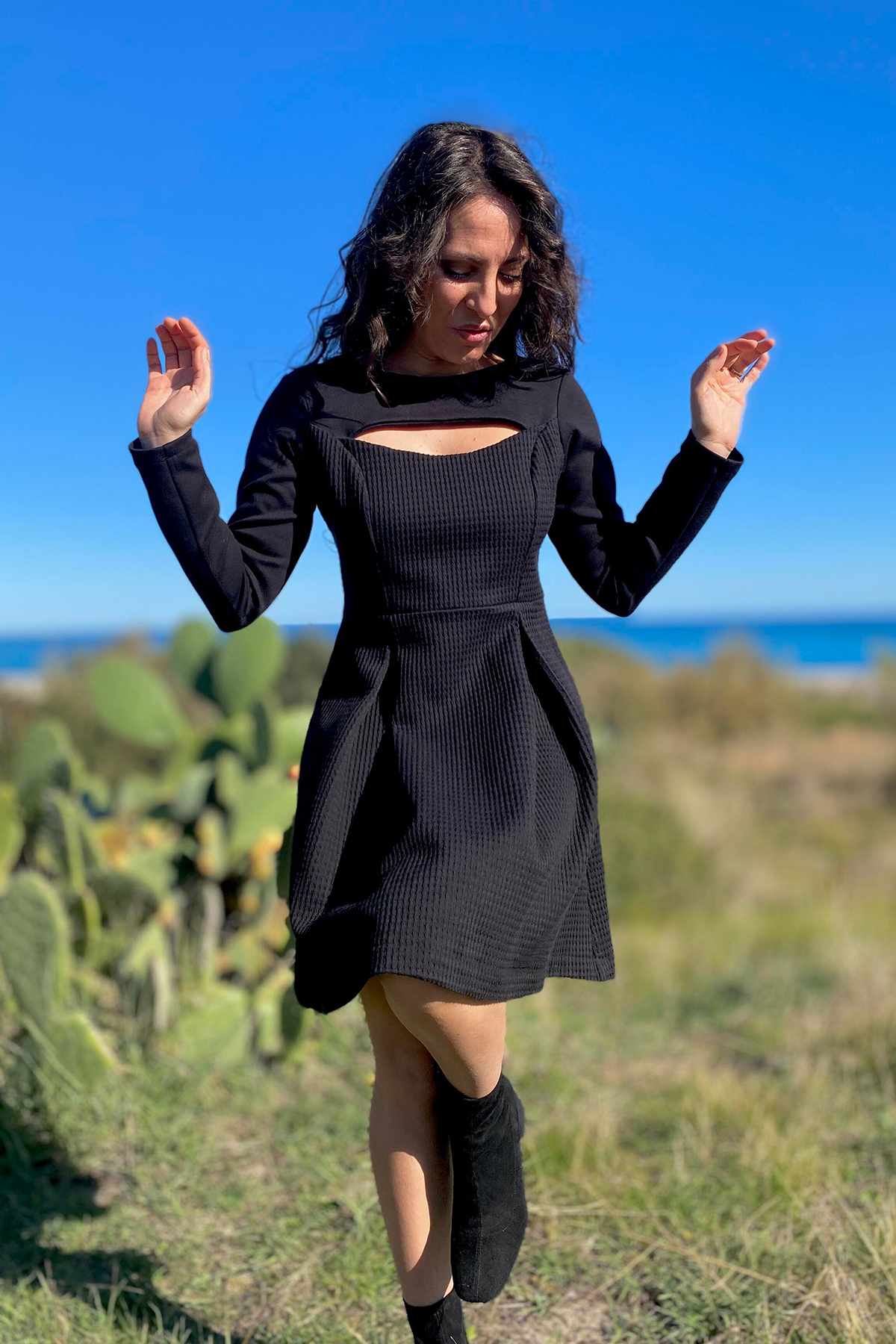 Abito EVA cotone felpato biologico abbigliamento sartoriale sostenibile moda responsabile brand malia lab
