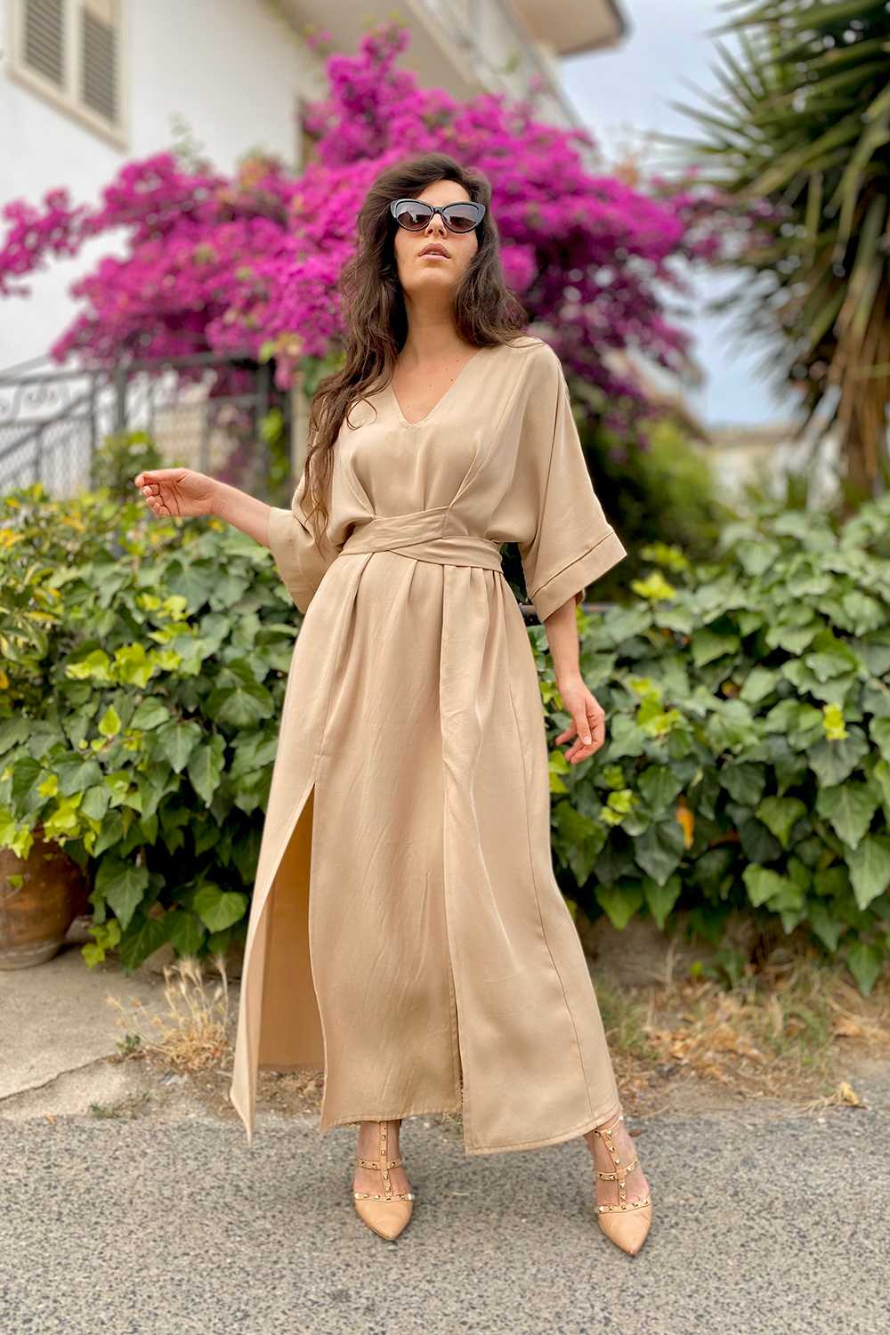 Abito Kimiko tencel lyocell abbigliamento sostenibile vestiti ecosostenibili donna brand malia lab gonna sartoriale beige