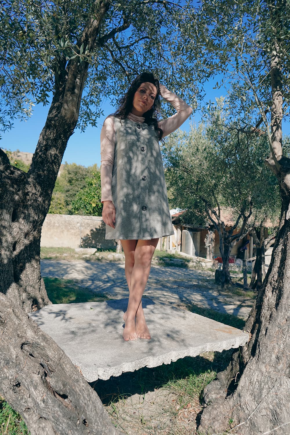 Abito Lana lana biologica Flavia Amato malia lab atelier moda abbigliamento sostenibile artigianale modello a trapezio comodo che non segna le forme