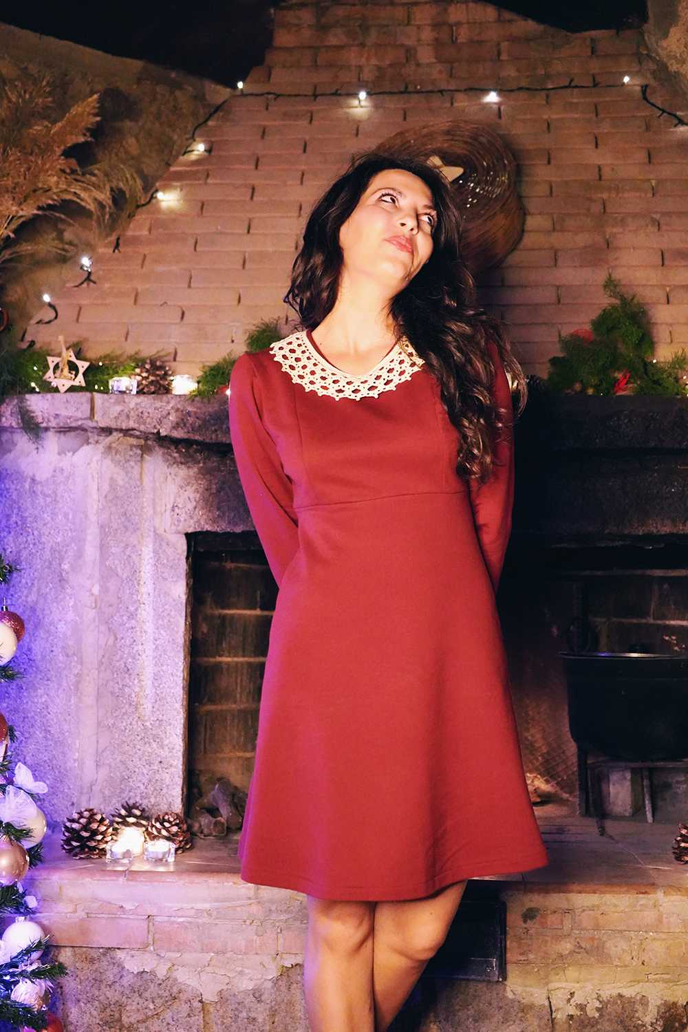 Abito Monica linea ad A taglio impero cotone biologico Flavia Amato malia lab atelier moda abbigliamento etico artigianale colletto uncinetto