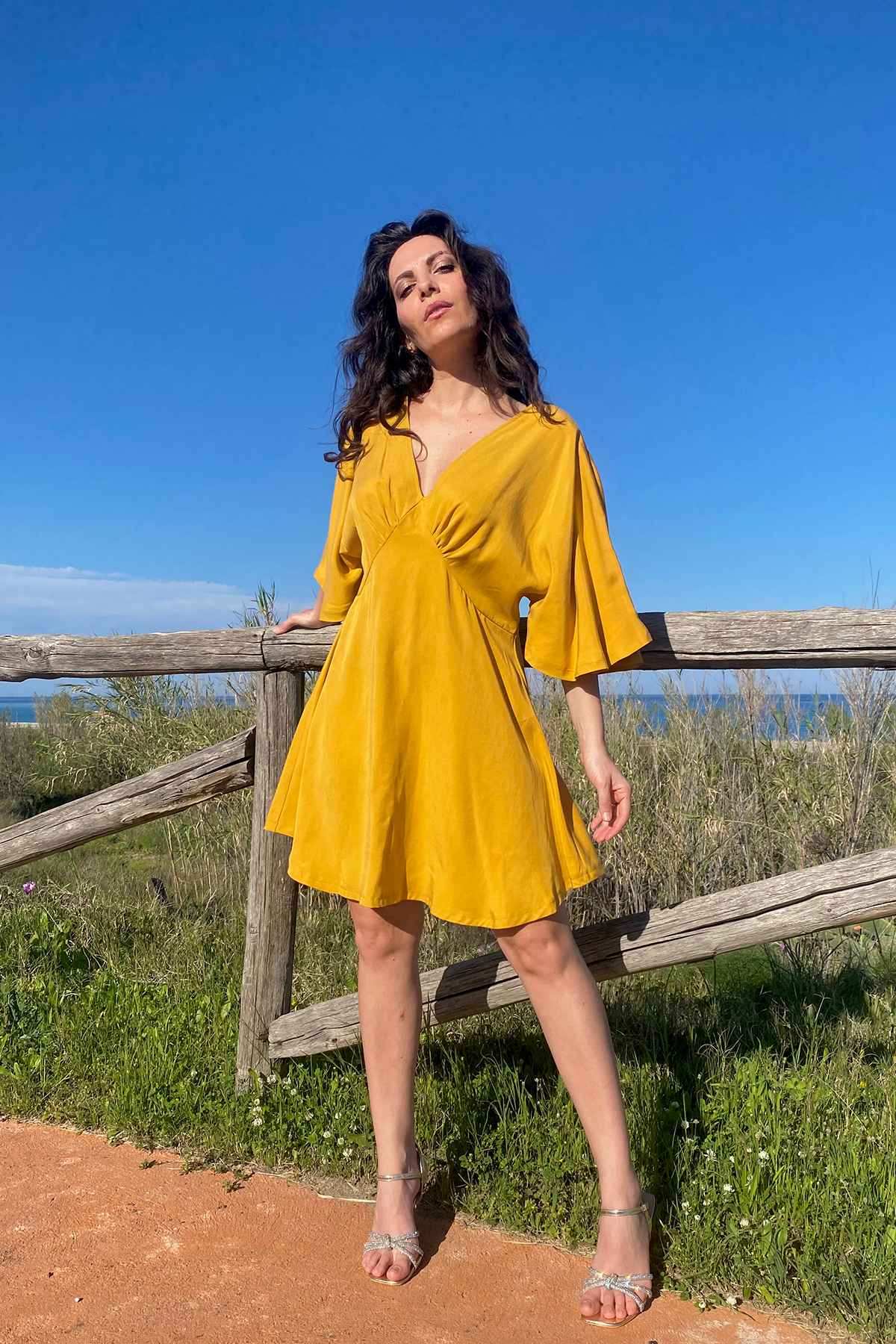 Abito Raquel tencel lyocell brand malia lab abbigliamento sartoriale sostenibile made in italy
