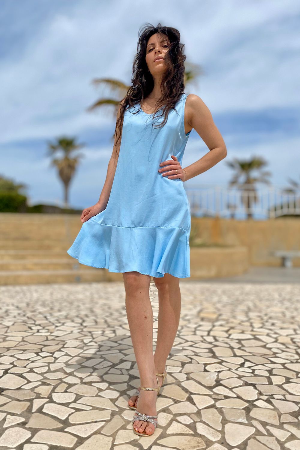 Abito in tencel lyocell abbigliamento sostenibile vestiti ecosostenibili donna brand malia lab moda etica sartoriale vista frontale