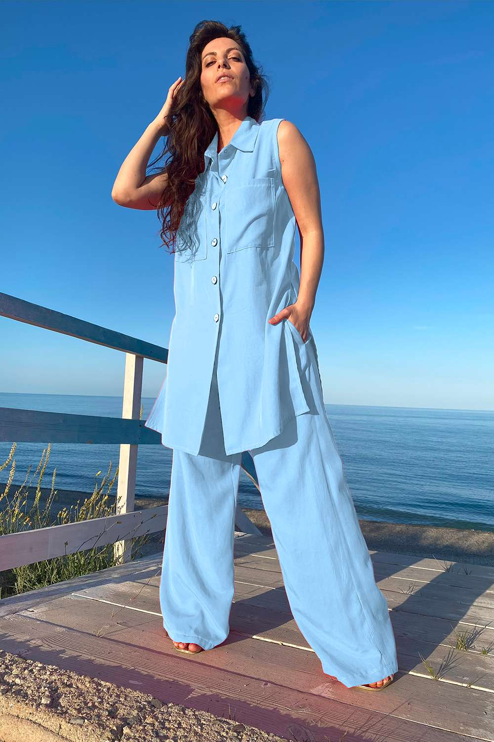 Camicia lunga tencel lyocell abbigliamento sostenibile brand malia lab vestiti ecosostenibili donna dettaglio frontale celeste