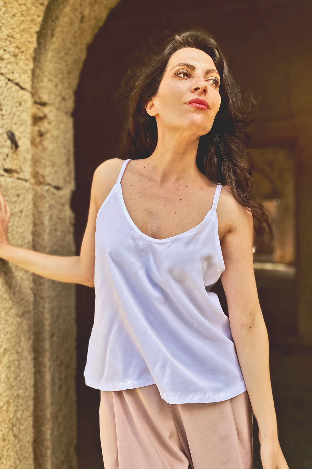 Canottiera Costanza tencel lyocell abbigliamento sartoriale sostenibile brand malia lab vista davanti
