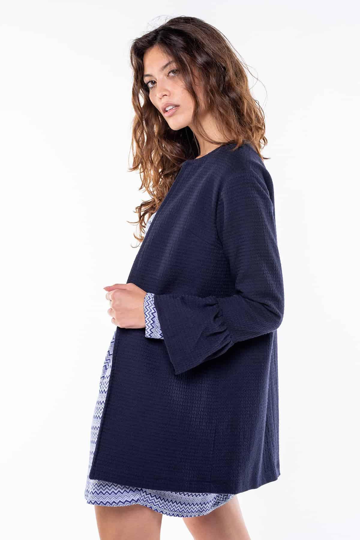Giacca in cotone biologico lana biologica Teresa abbigliamento fibre naturali vestiti sostenibili giacche sostenibili caldo autunno inverno moda sostenibile Malia Lab brand dettaglio laterale