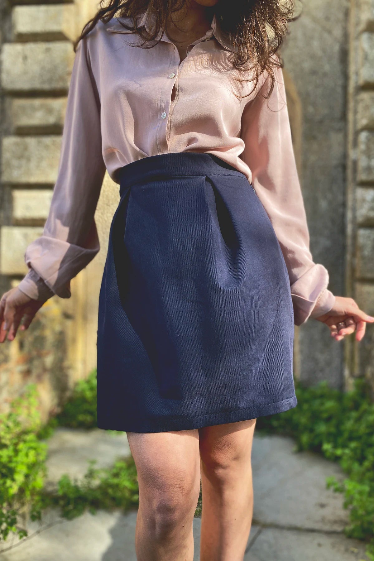Gonna Mirela anfora camicia Veronica cotone comoda abbigliamento sostenibile artigianale sartoriale brand etico malia lab dettaglio
