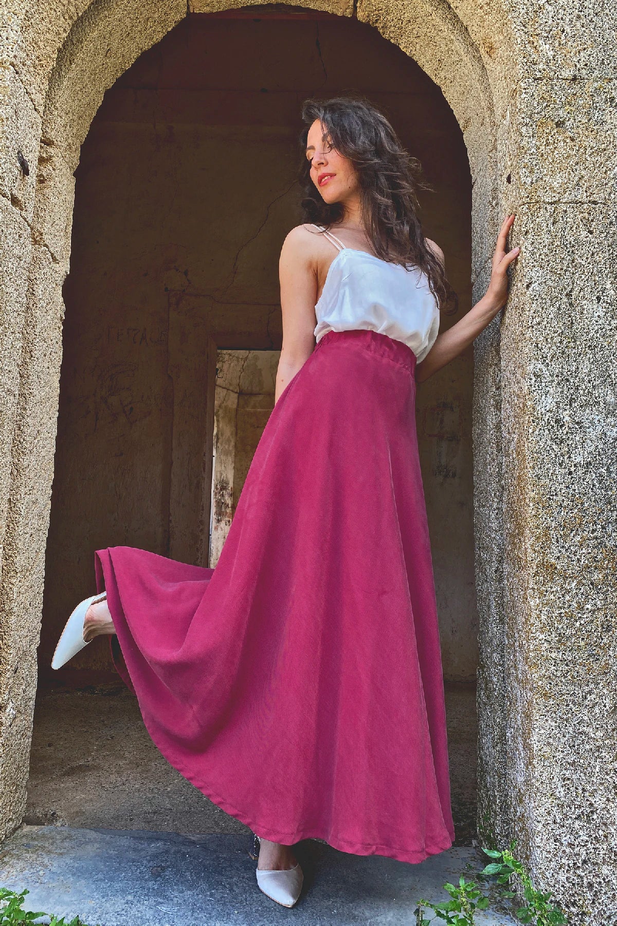 Gonna Ramona ruota tencel lyocell abbigliamento sartoriale sostenibile brand malia lab borgogna
