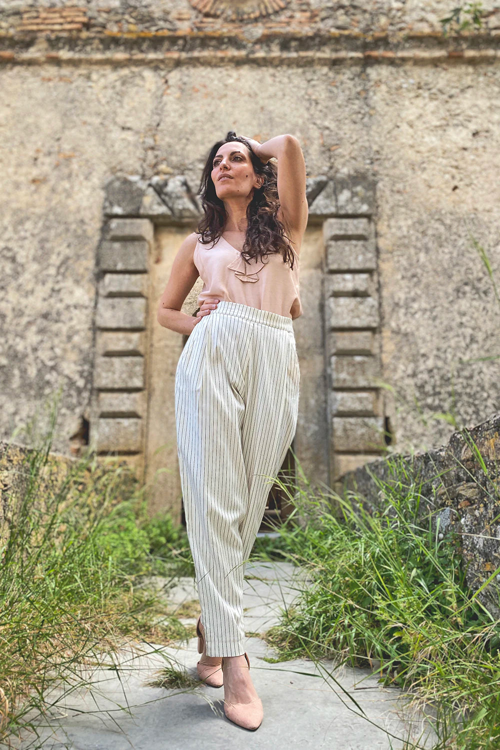 Pantalone Ada lyocell seacell gessato bianco abbigliamento sartoriale sostenibile brand etico malia lab
