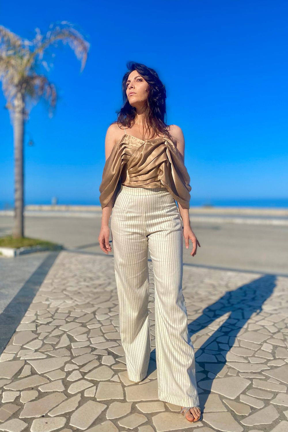 Pantalone palazzo Federica lyocell abbigliamento sostenibile vestiti ecosostenibili donna brand malia lab pantaloni sartoriali dettaglio frontale