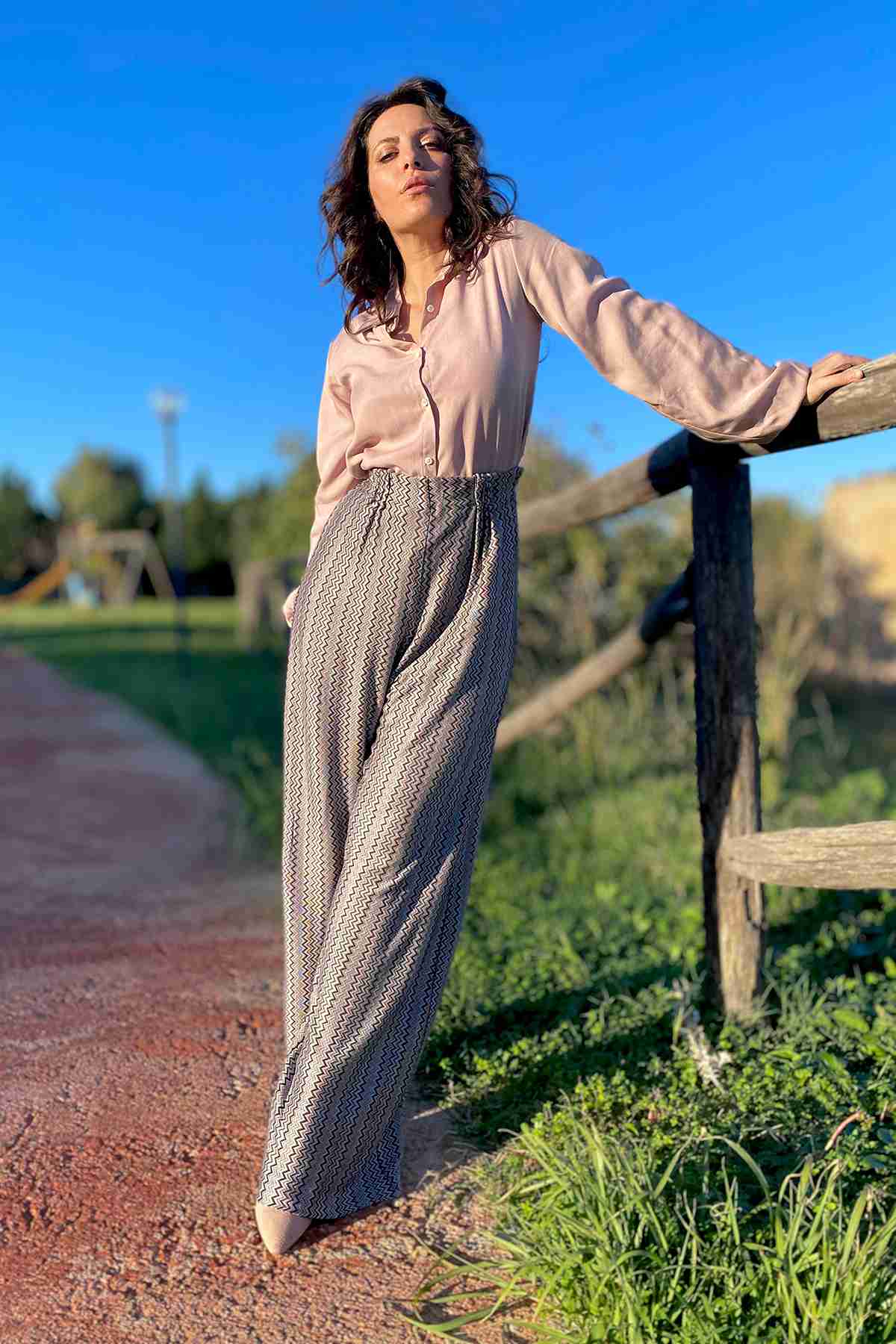 Pantaloni DORA viscosa calda camicia VERONICA lyocell abbigliamento sostenibile moda sartoriale responsabile etica brand malia lab
