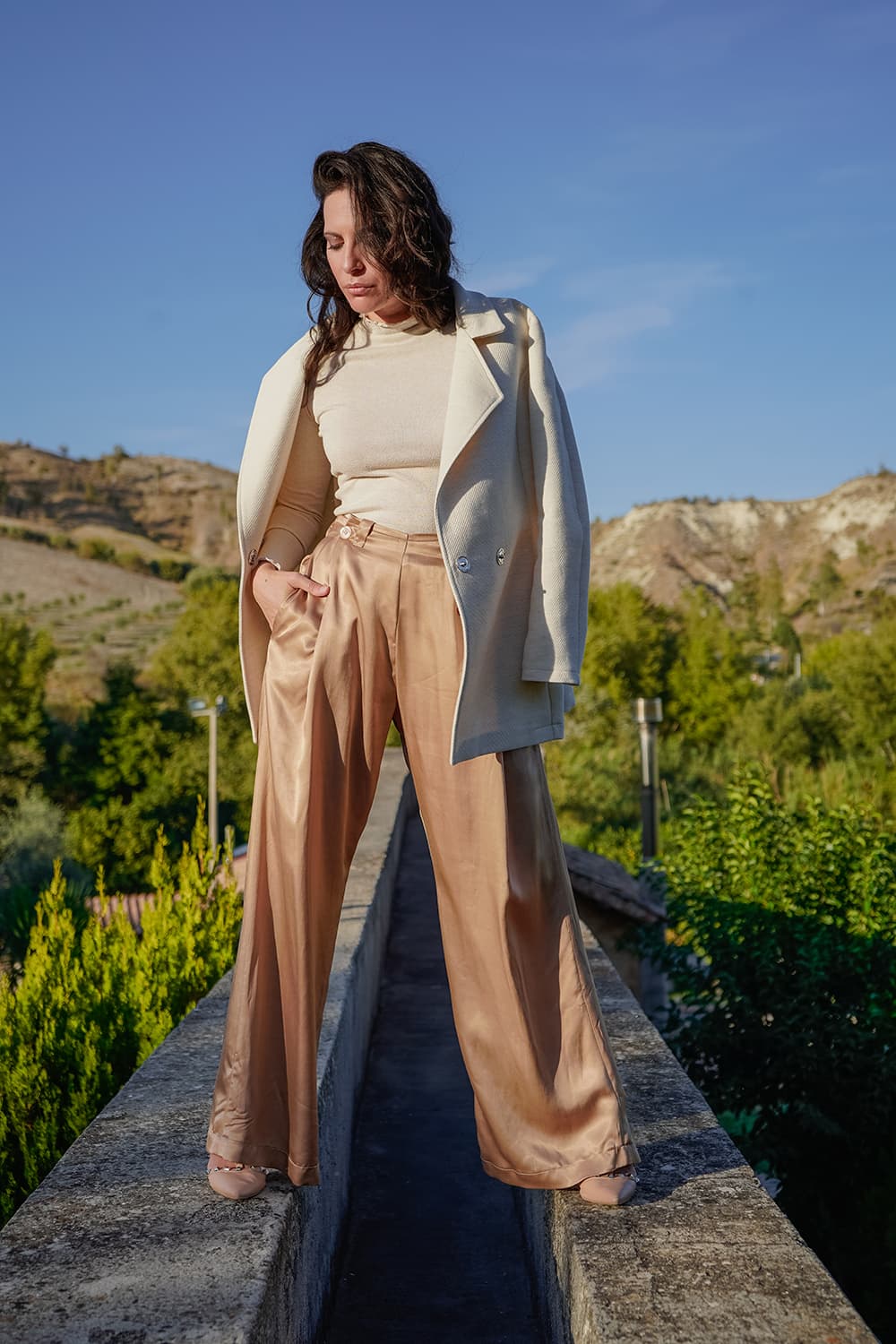 Pantaloni Gabriela cupro giacca Benedetta lana cotone malia lab atelier moda sostenibile artigianale