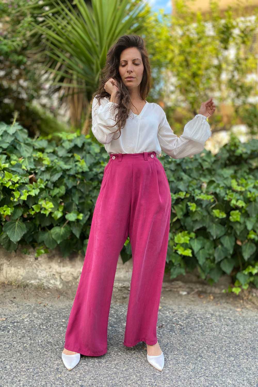 Pantaloni Gabriela tencel lyocell abbigliamento sostenibile brand malia lab vestiti ecosostenibili donna pantaloni sartoriali borgogna vista frontale
