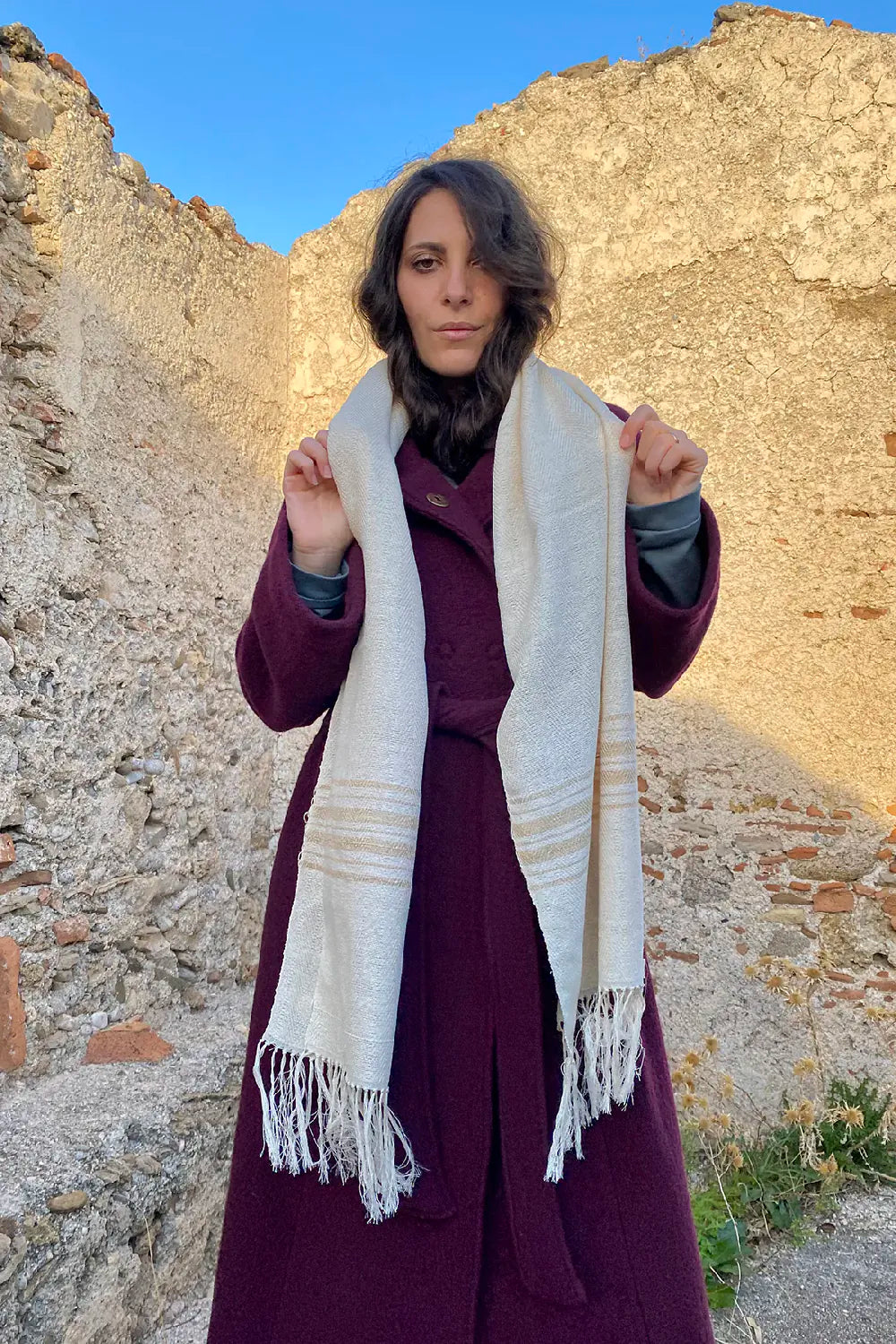 Scialle Seta telaio tradizionale accessori artigianali sostenibili malia lab
