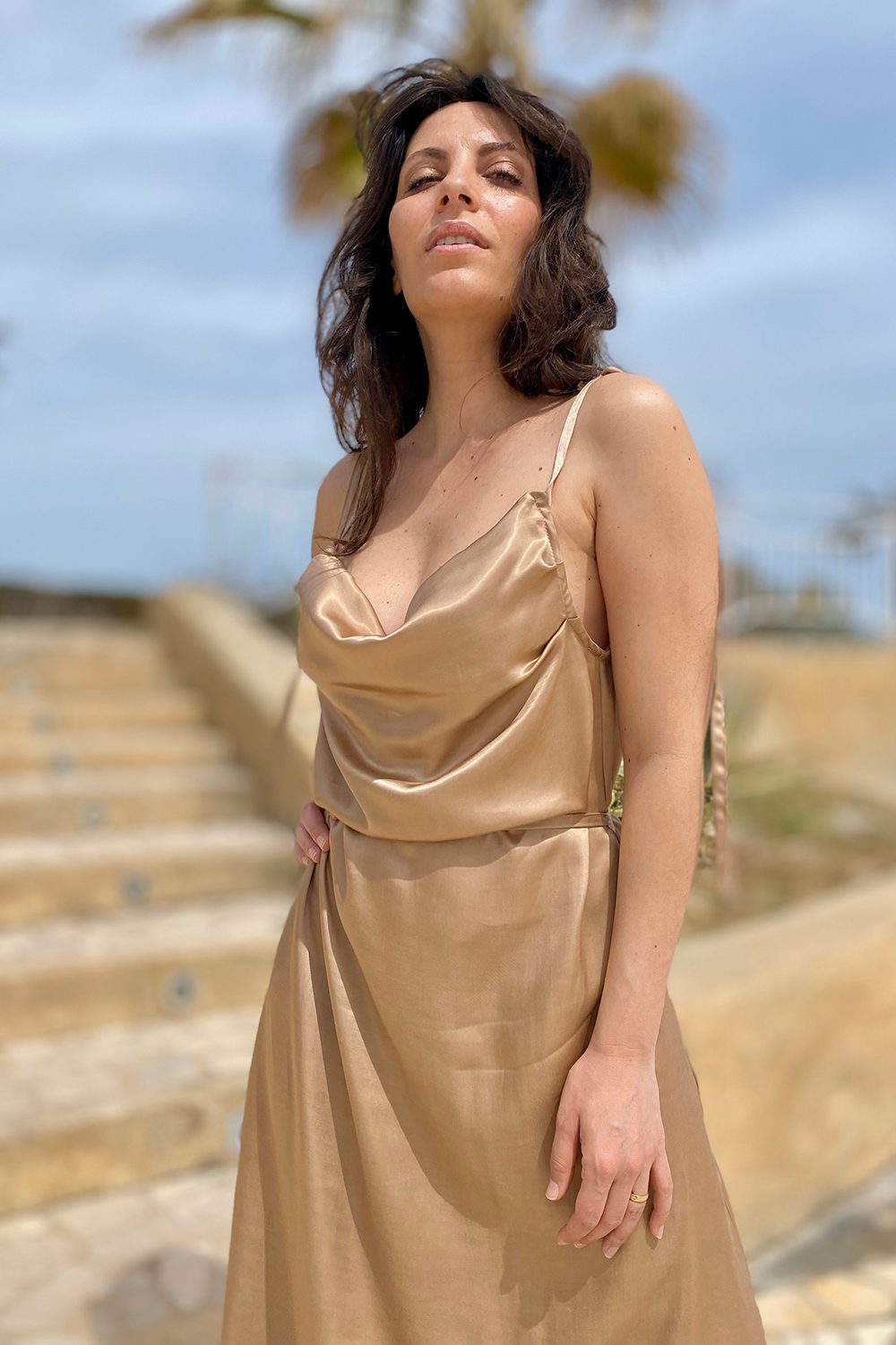 Slipdress Anita cerimonia cupro lyocell abbigliamento sostenibile vestiti ecosostenibili donna brand malia lab moda etica sartoriale vista frontale