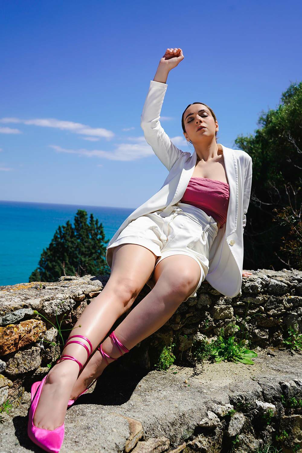 Shorts Fabiola giacca Adriana malia lab atelier moda etica artigianale tessuti certificati fibre naturali pantaloncino in bamboo abbigliamento sostenibile artigianale