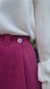 Indossato Pantaloni Gabriela tencel lyocell abbigliamento sostenibile brand malia lab vestiti ecosostenibili donna pantaloni sartoriali borgogna