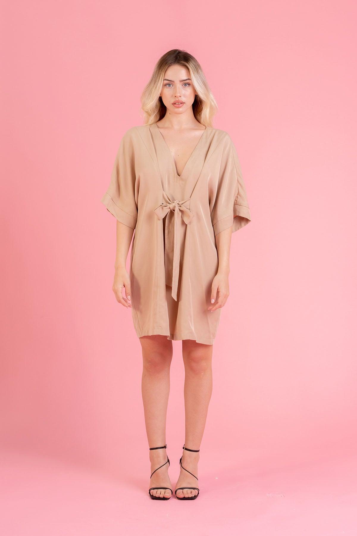 Abito kimono Mariko tencel lyocell ampio elegante cinta in vita moda etica artigianale brand malia lab abbigliamento biologico sostenibile vestiti ecosostenibili 