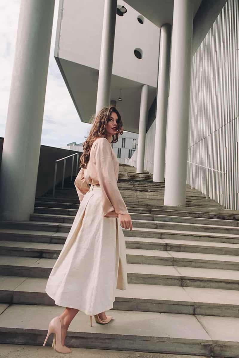 Blusa Angelica Cupro Ecologico abbigliamento Sostenibile brand Malia Lab camicia su misura blusa sartoriale blusa su misura camicie sostenibili gonna in canapa e seta biologiche ester