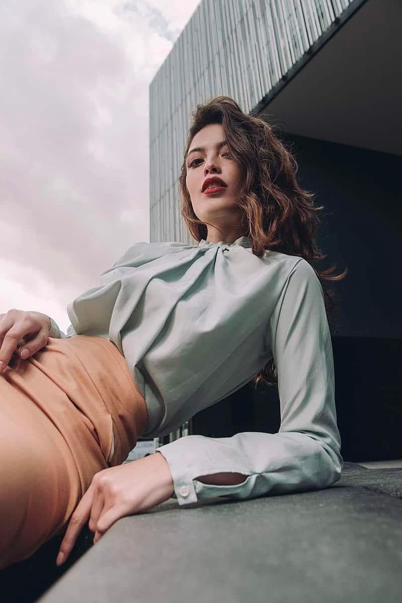 Camicia SVEVA Cupro grs ecologico Cotone Biologico Moda Sostenibile Artigianale brand Malia Lab camicia sartoriale blusa su misura abbigliamento sostenibile