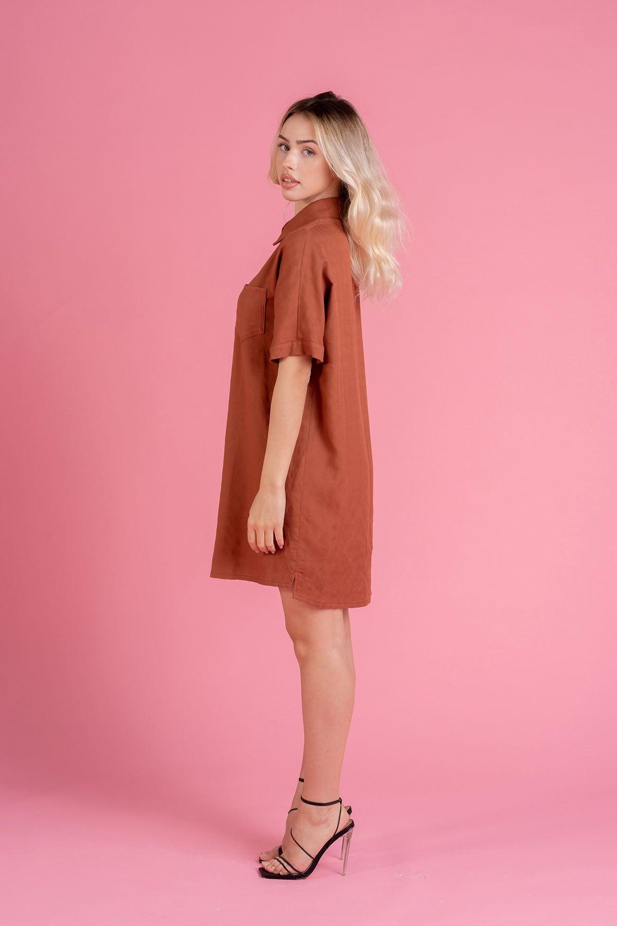 Camicione Lyla ampio comodo bamboo ecologico cotone biologico abito manica corta moda etica artigianale brand malia lab abbigliamento biologico sostenibile casual vista laterale
