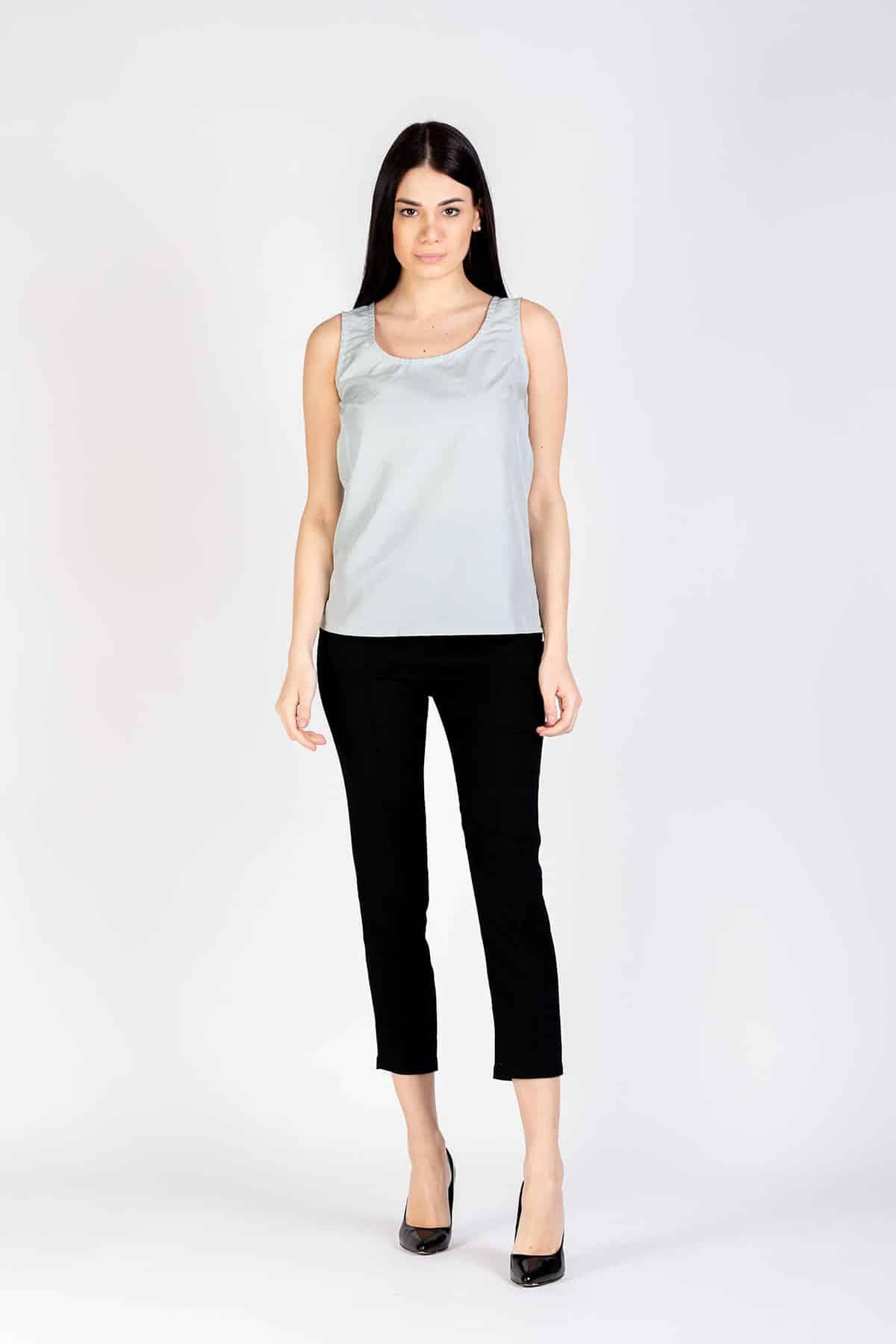Canottiera Nives Cupro ecologico cotone biologico abbigliamento sartoriale artigianale abbigliamento etico brand malia lab vestiti sostenibili fibre certificate dettaglio frontale