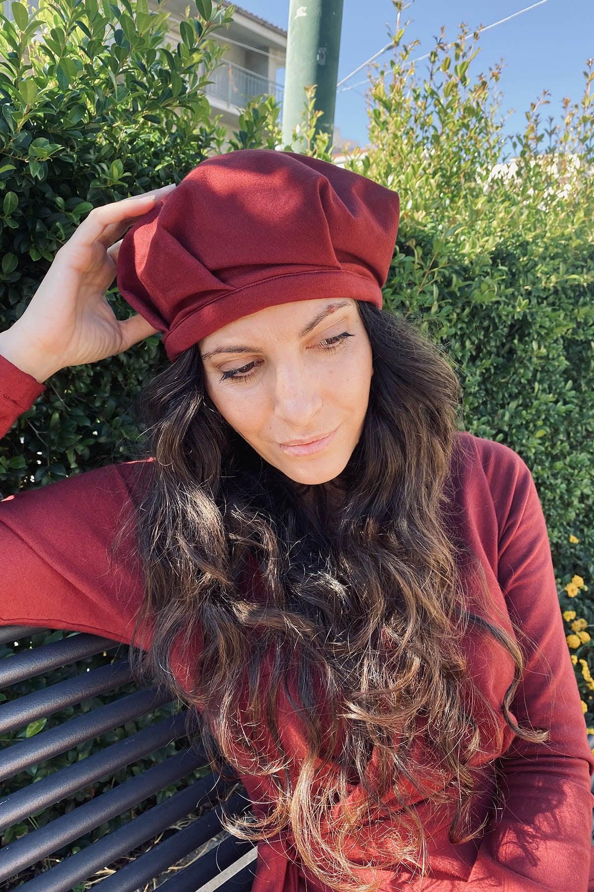 Cappello Edith bordeaux cotone biologico accessori di moda sostenibili moda sostenibile abbigliamento etico artigianale brand malia lab