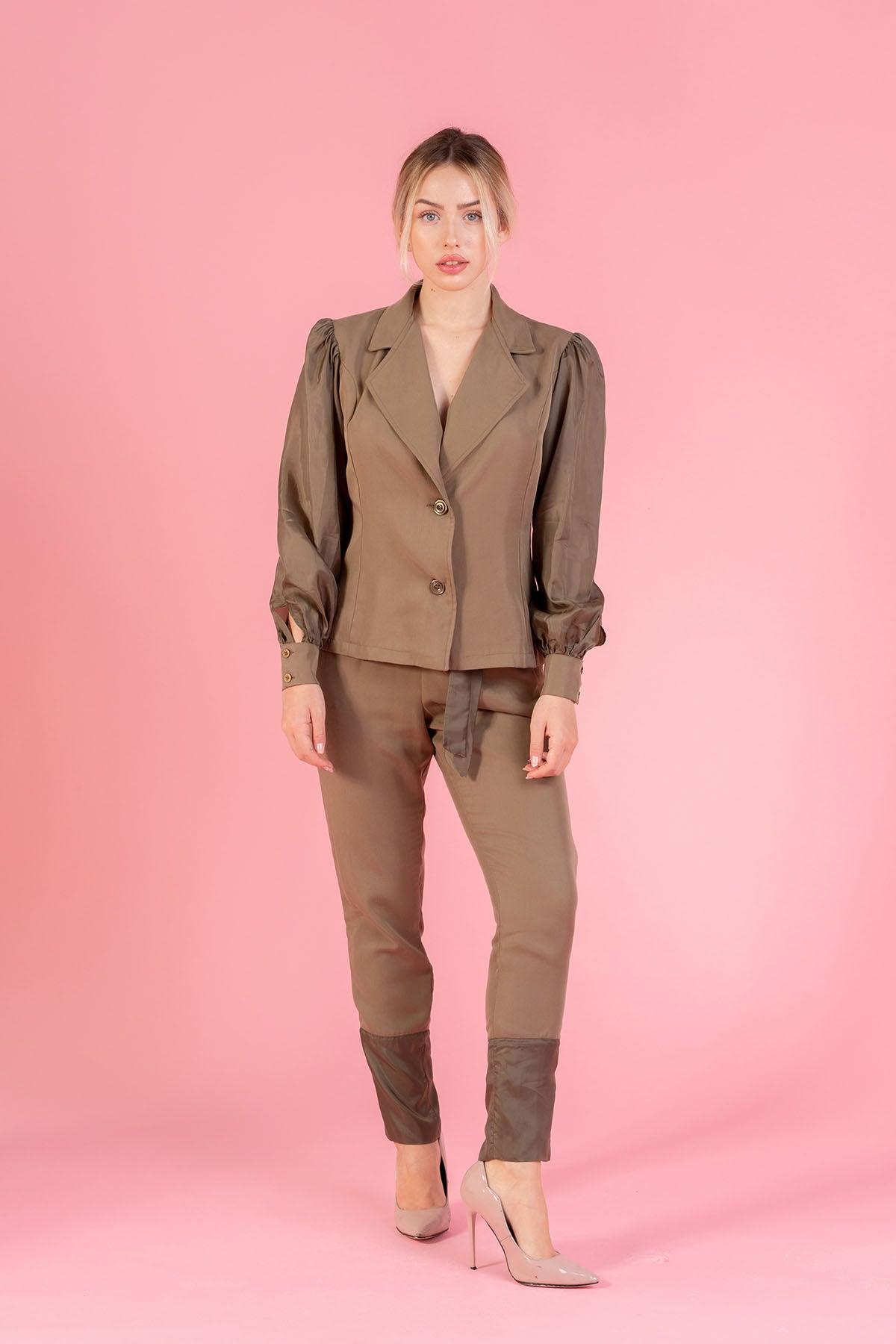Giacca in tencel lyocell maniche cupro primavera estate brand malia lab abbigliamento biologico naturale sostenibile moda artigianale vista frontale