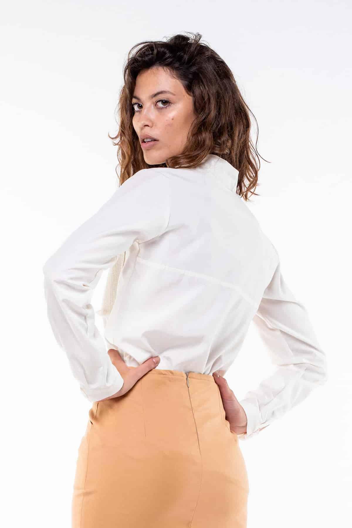Longuette Melissa comoda bamboo morbida quattro stagioni brand malia lab sostenibile abbigliamento etico abbigliamento artigianale gonna sartoriale gonna su misura dettaglio posteriore